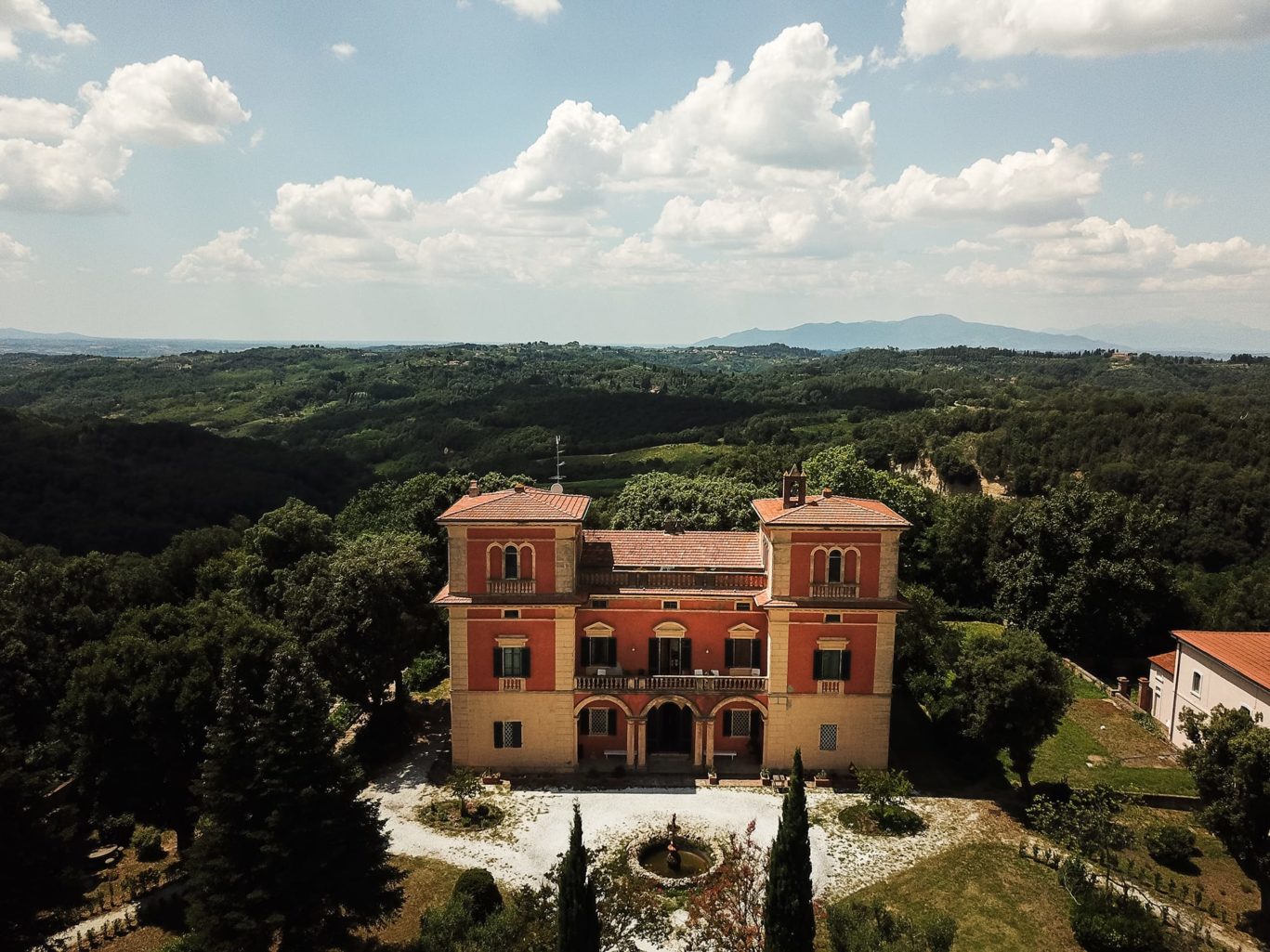 Creative Agriturismo Experience Accommodation In Tuscany Villa Lena