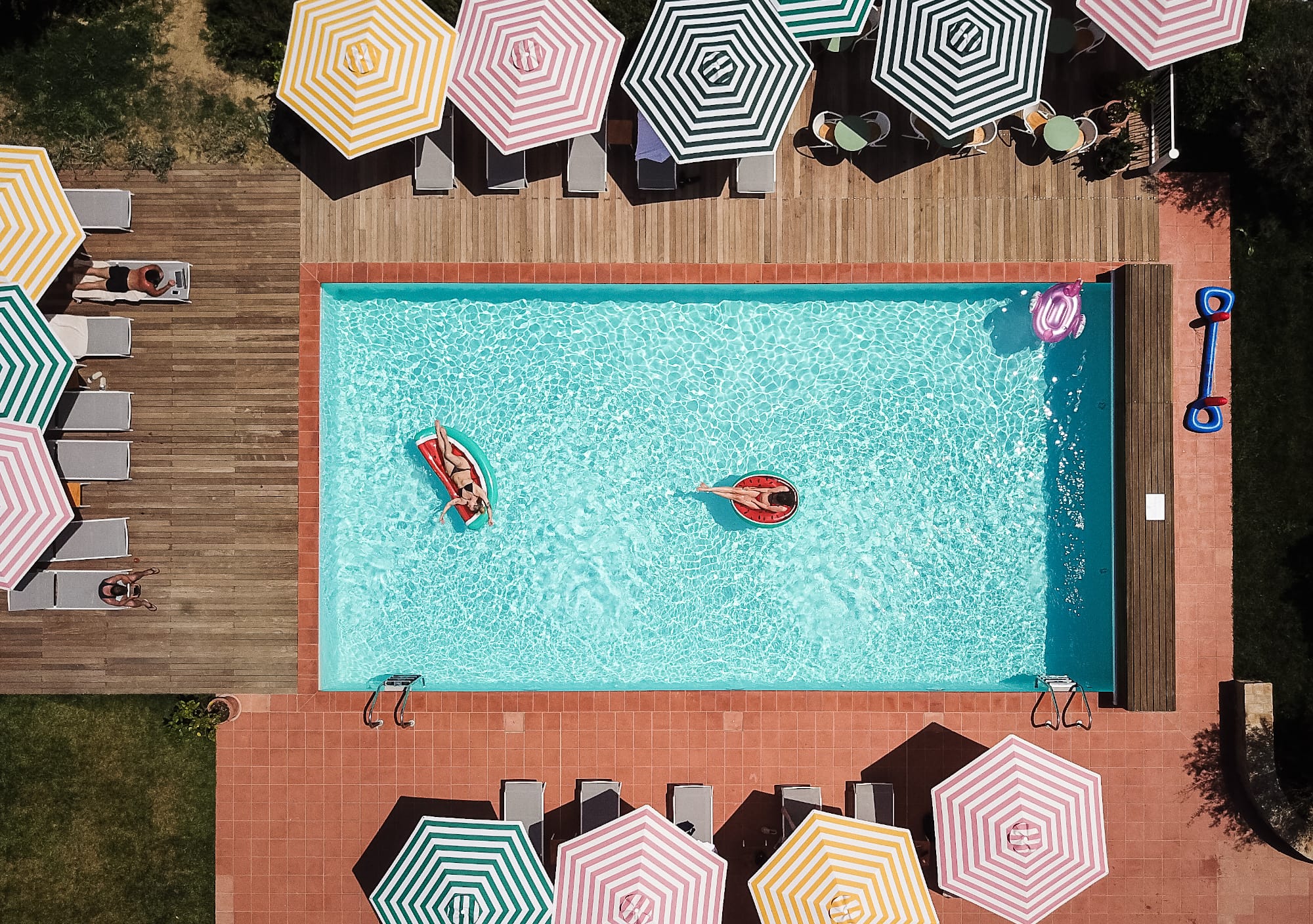 _ David_Kaliga_Pool_Drone_Vibe_0074