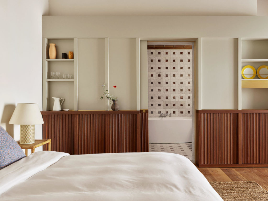 Copy of Fattoria_Hesselbrand_Wavy_unnamed (1)